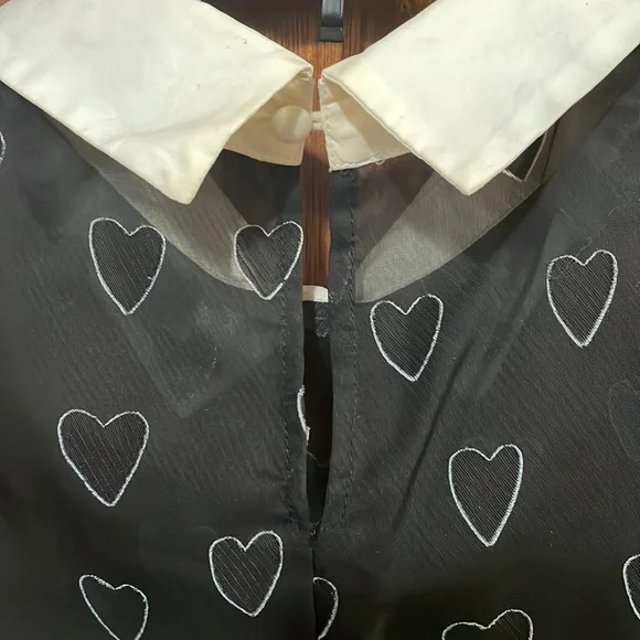 Gothic style black heart dress with white color - Picture 6 of 13